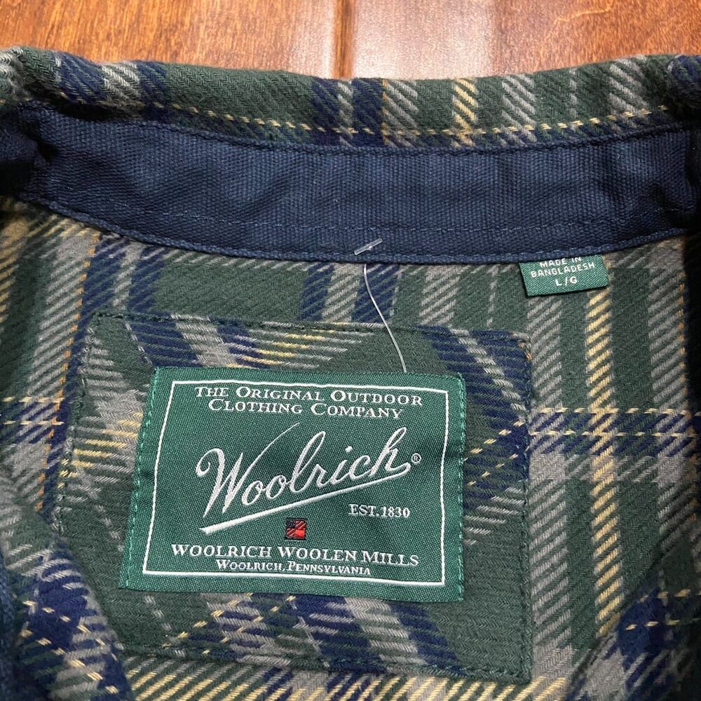 Woolrich Outdoors Hunter Green Plaid Flannel Button Up Shirt NWT Men's Large - Picture 6 of 8